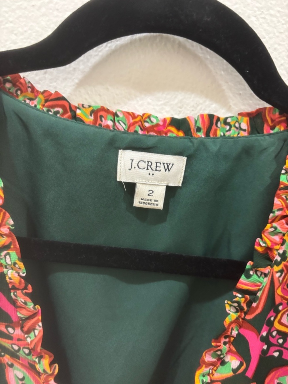 J. Crew Paisley Midi Dress ruffle tired summer boho size 2 Green red pink fun - Picture 3 of 14